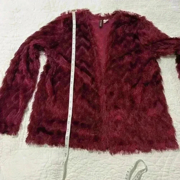 H & M‎ Divided eyelash fringe cardigan jacket - Size Small - Picture 4 of 5